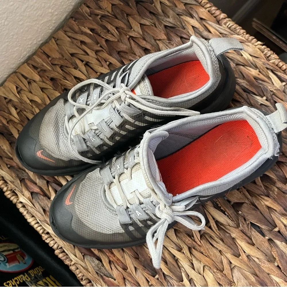 Nike Air Max Youth Size 3.5 Y Axis Sneakers Grey Orange Low Top